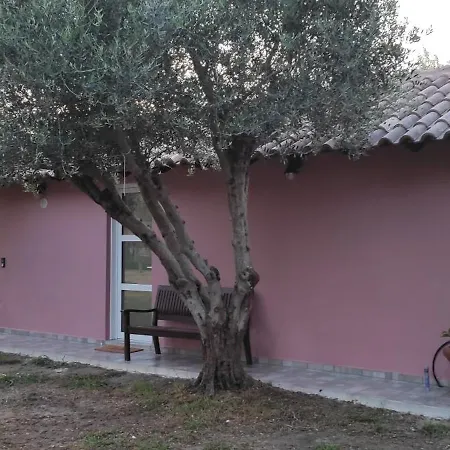 Casa de Férias Lea's Kourouta